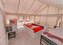 Gangaur Desert Resort