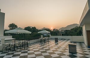 Serenity Hill Resort - A Boutique Resort in UDAIPUR