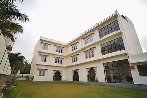 Serenity Hill Resort - A Boutique Resort in UDAIPUR
