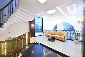 Click Hotel Narayana