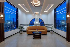 Click Hotel Narayana