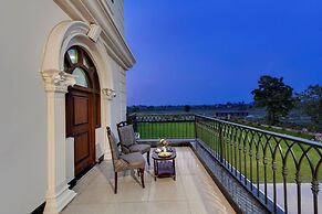 Click Hotel Narayana