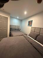 Immaculate 4-bed Detached House in Bootle