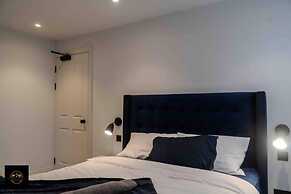 Lovely 3-bed Apartment in Altrincham