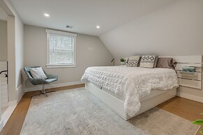 Modern Cape Cod Home w/ Patio: 2 Mi to Beaches!