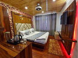 Seven Hills Hotel Srinagar