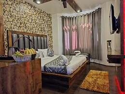 Seven Hills Hotel Srinagar