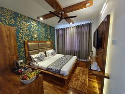 Seven Hills Hotel Srinagar