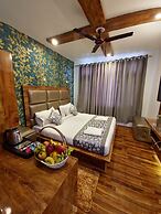 Seven Hills Hotel Srinagar