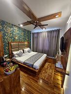 Seven Hills Hotel Srinagar