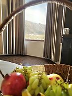 Seven Hills Hotel Srinagar