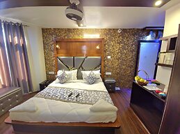 Seven Hills Hotel Srinagar