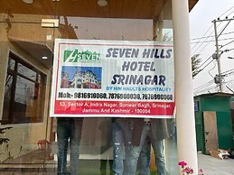 Seven Hills Hotel Srinagar