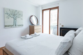 Riviera Retreat 3 Bd Voula Luxury Haven