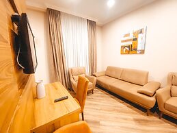 Sunset Tbilisi Luxury ApartHotel