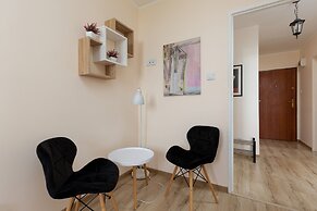 Apartment With Three Bedrooms by Renters