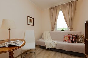 Apartment With Three Bedrooms by Renters