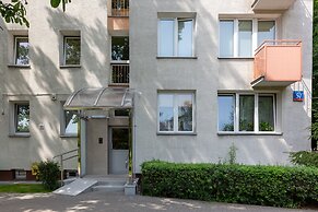 Apartment With Three Bedrooms by Renters