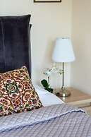 Apartment With Three Bedrooms by Renters