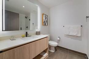 Luxury Condo  In The Epicenter of Miami