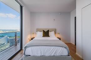 Luxury Condo  In The Epicenter of Miami