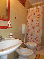 One Bedroom Apartment With Stunning sea View