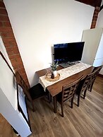 Cosy Entire 3-bed House With Garden and Fast Wifi