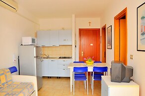 Find Peace by the sea in our Welcoming Flat