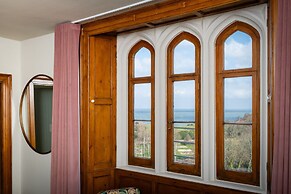 Watermouth Castle, Harbour Apartment