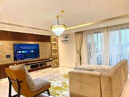 Sleeps 4 With Pool Access