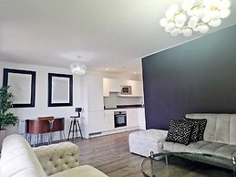 Luxury vip 2bed Apartment With Balcony