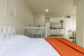 Av1211 Studio Avanhandava