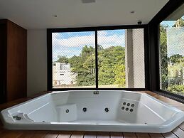 Mans o 6 Suites Riviera