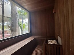 Mans o 6 Suites Riviera