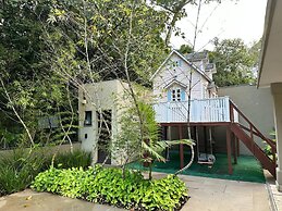 Mans o 6 Suites Riviera