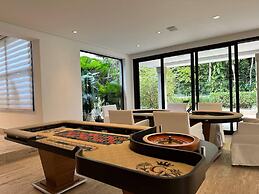 Mans o 6 Suites Riviera