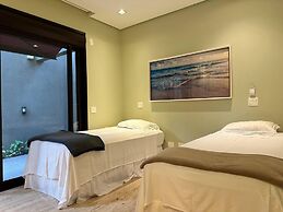 Mans o 6 Suites Riviera