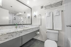 Ala Moana Condo by Zelloo