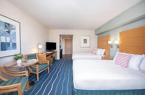 Ala Moana Condo by Zelloo