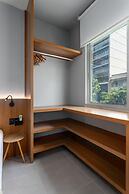 5 Minutes From Leblon Beach Ap302