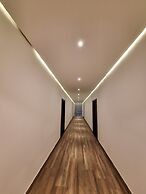 Victor Regents Apartment