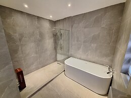 Victor Regents Apartment