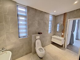 Victor Regents Apartment