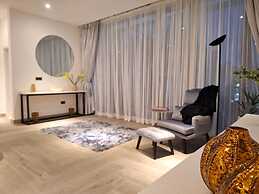 Victor Regents Apartment