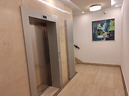 Victor Regents Apartment