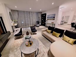 Victor Regents Apartment