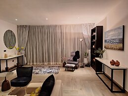 Victor Regents Apartment