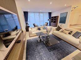 Victor Regents Apartment