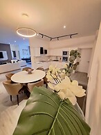 Victor Regents Apartment