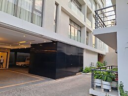 Victor Regents Apartment